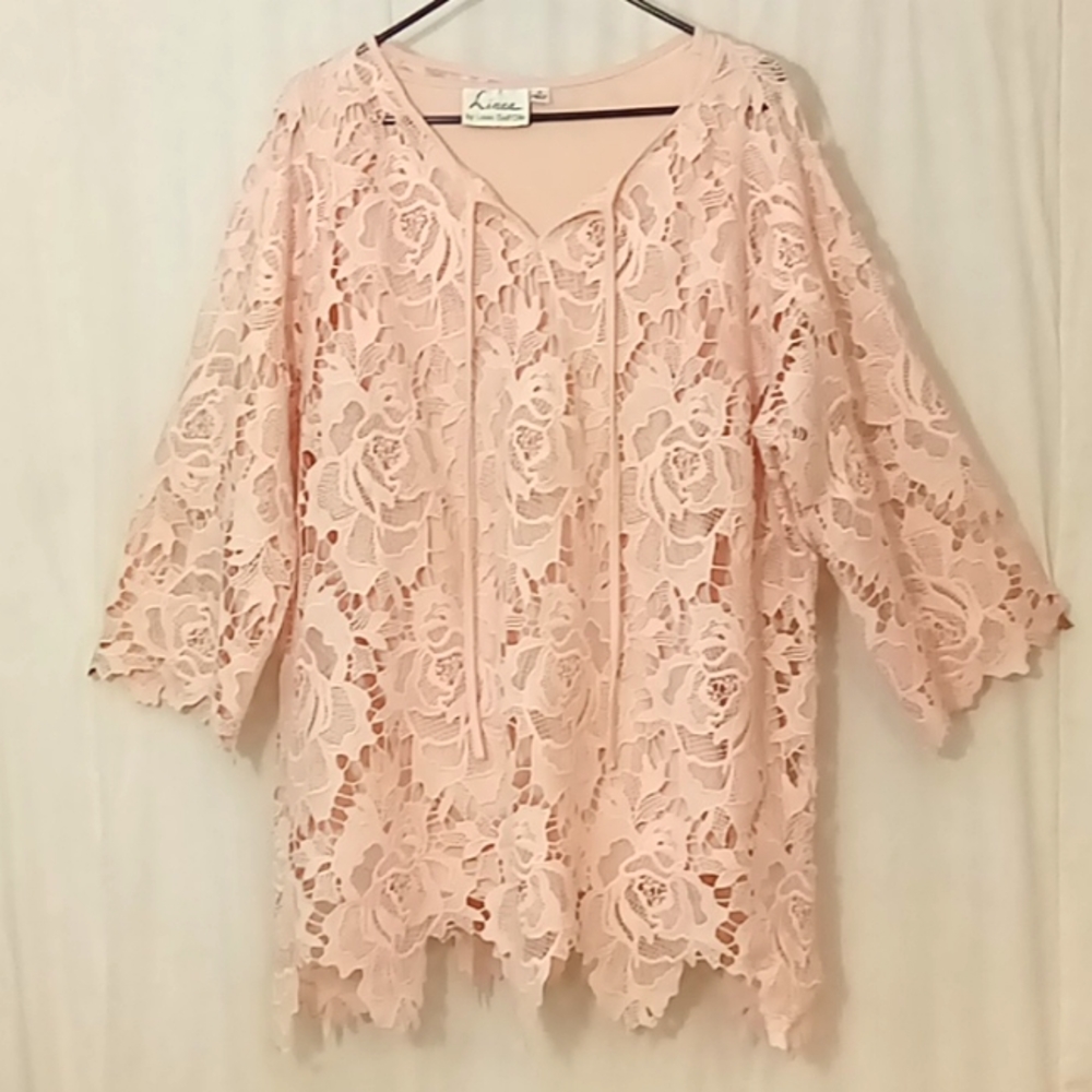 Lacey tunic with tank